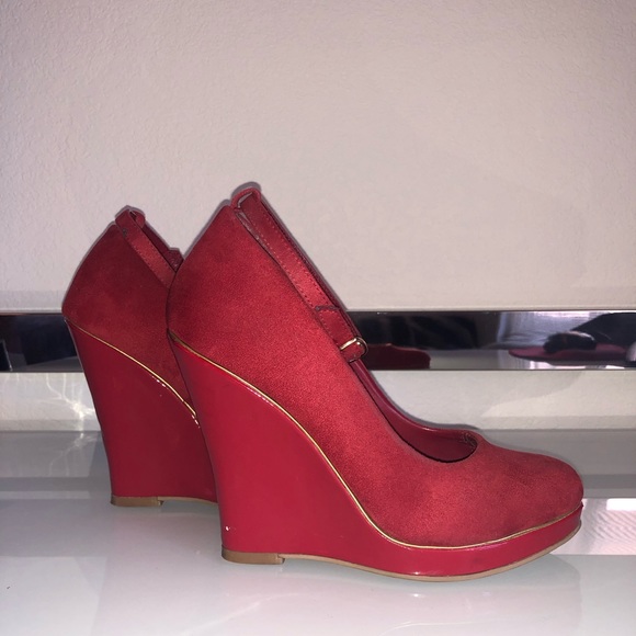 Call It Spring Wedge Heels - Picture 6 of 7